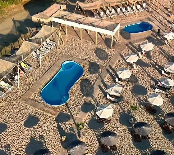 Marina White Sands Hotel